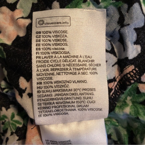 H&M Top Women’s Size M Floral Hem Tie Crop Top Quarter Sleeve Button Front - Picture 5 of 5